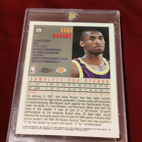 Kobe Bryant 2nd Year Topps Chrome Card Dunking In 10 graded Cond. - Picture 3 of 4